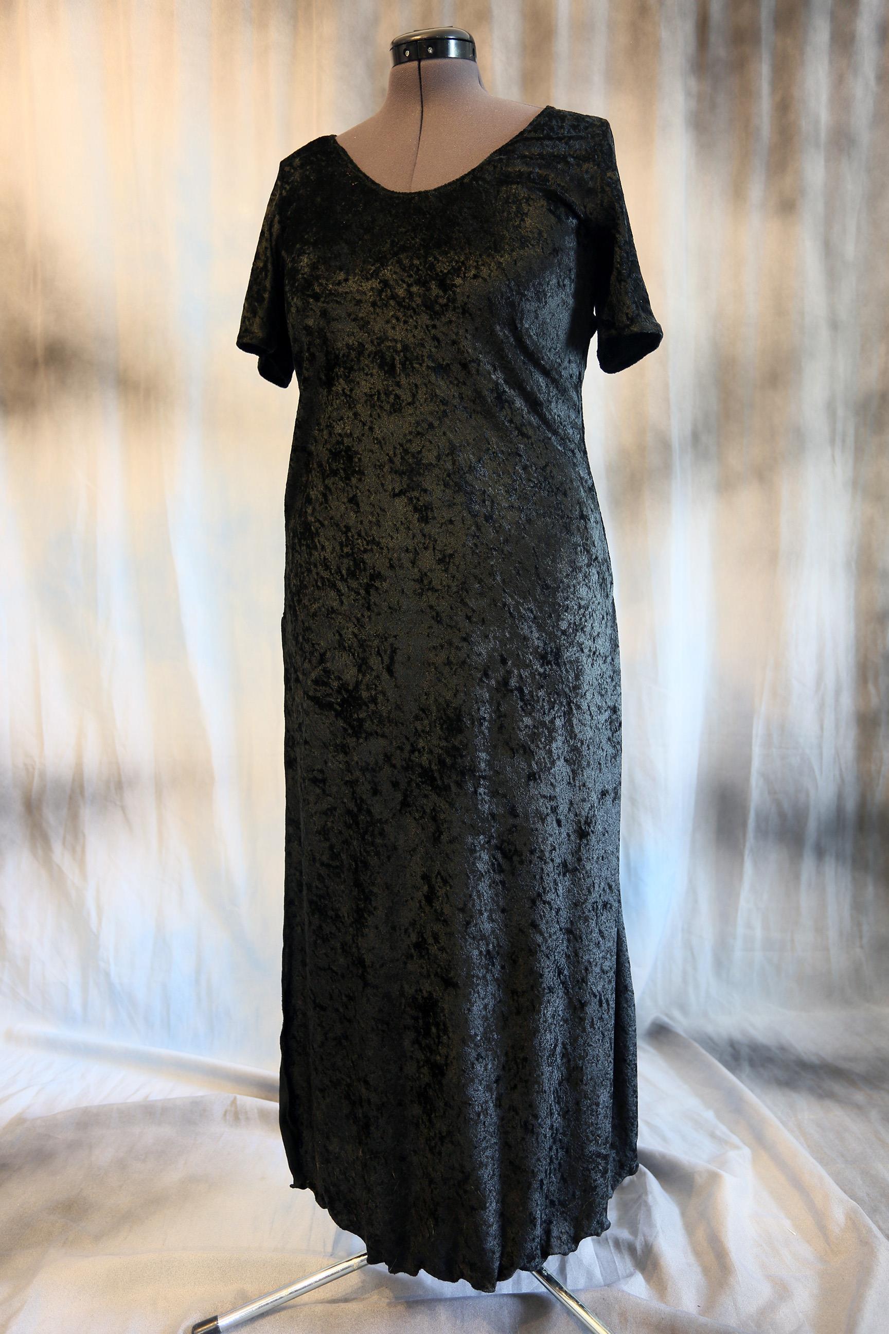Balady Dress Short Sleeve Black Panne Velvet 